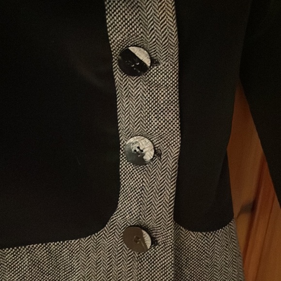 Annie 50 Montreal designer blazer - tweed and velvet size can - Picture 3 of 7